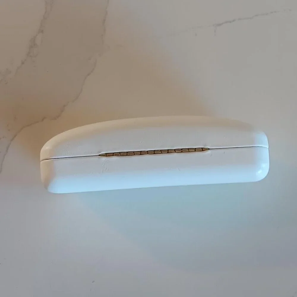 CHLOE Eyeglass Case Clam Shell Faux Leather White with Light Yellow Interior